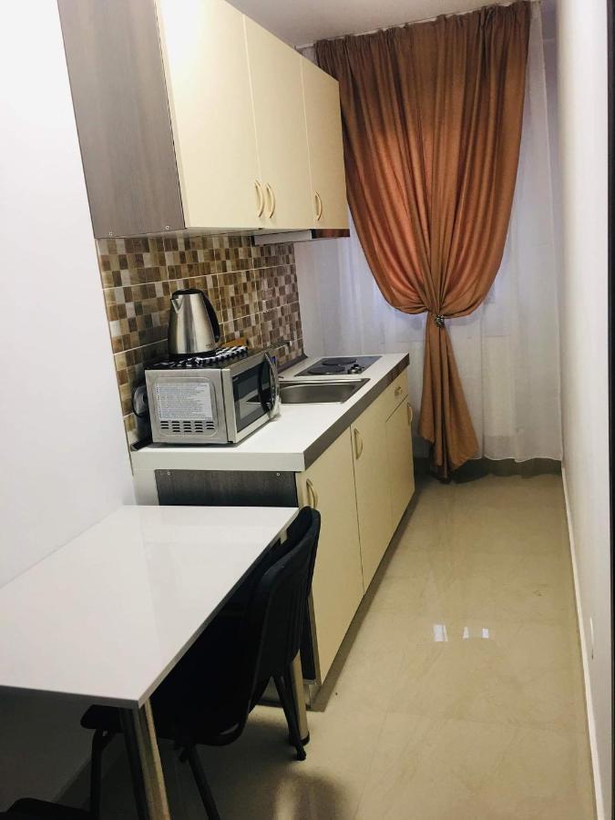 Casa Famous Apartment Iasi Exterior photo